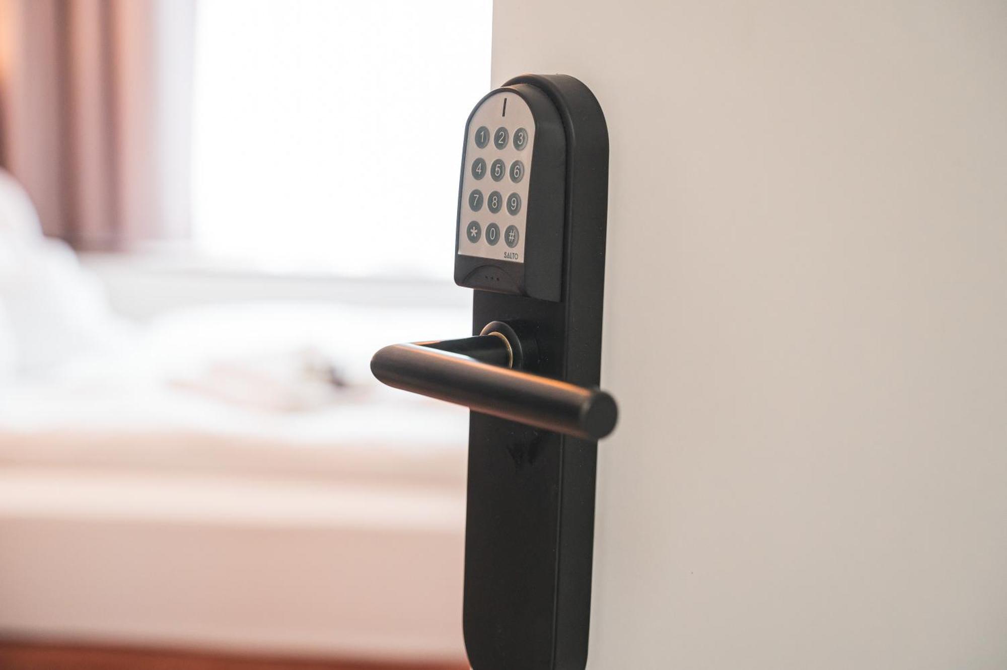 Jungle No5 Boutique Hotel - Stuttgart City-Center Eksteriør billede