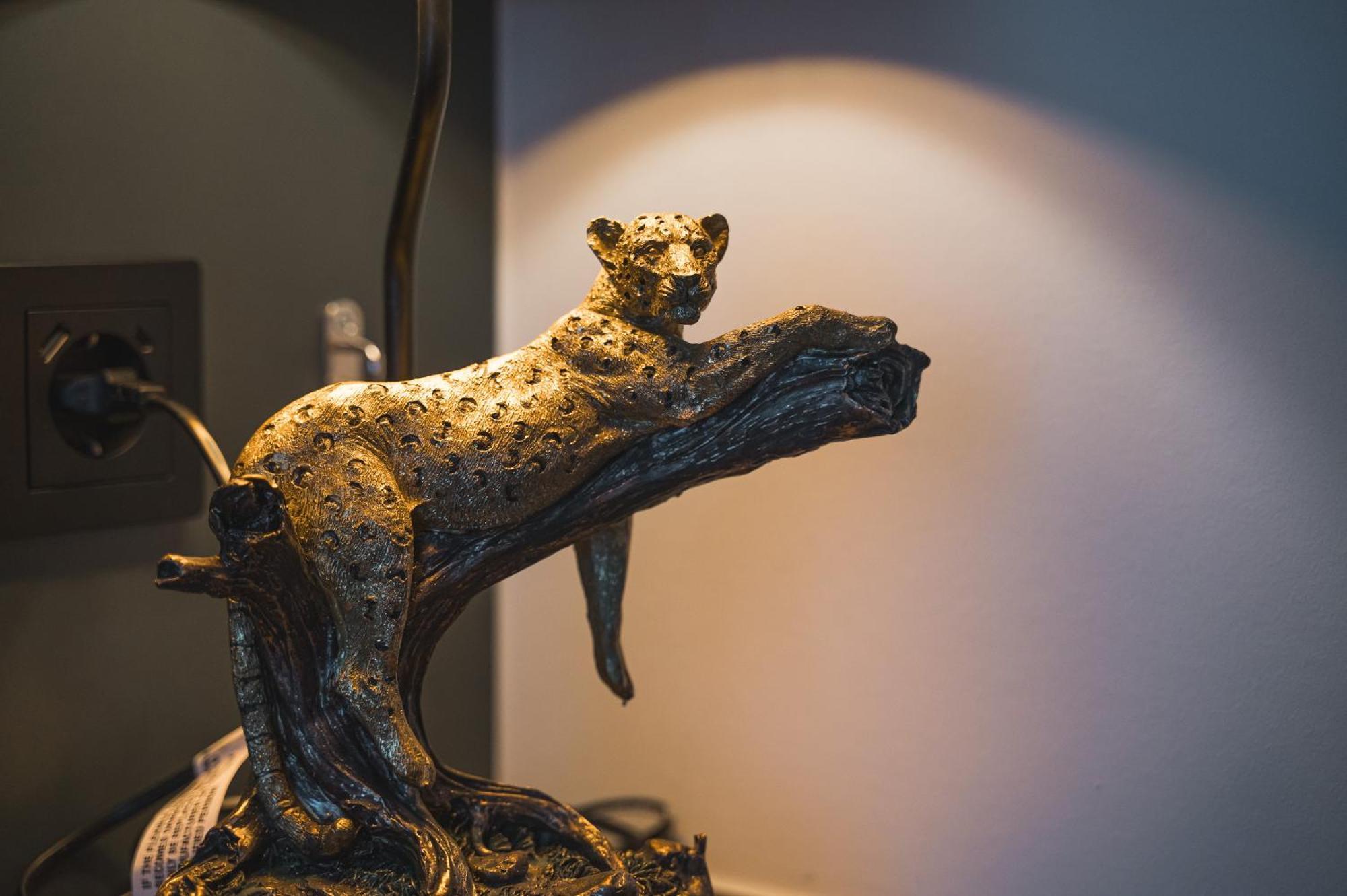 Jungle No5 Boutique Hotel - Stuttgart City-Center Værelse billede
