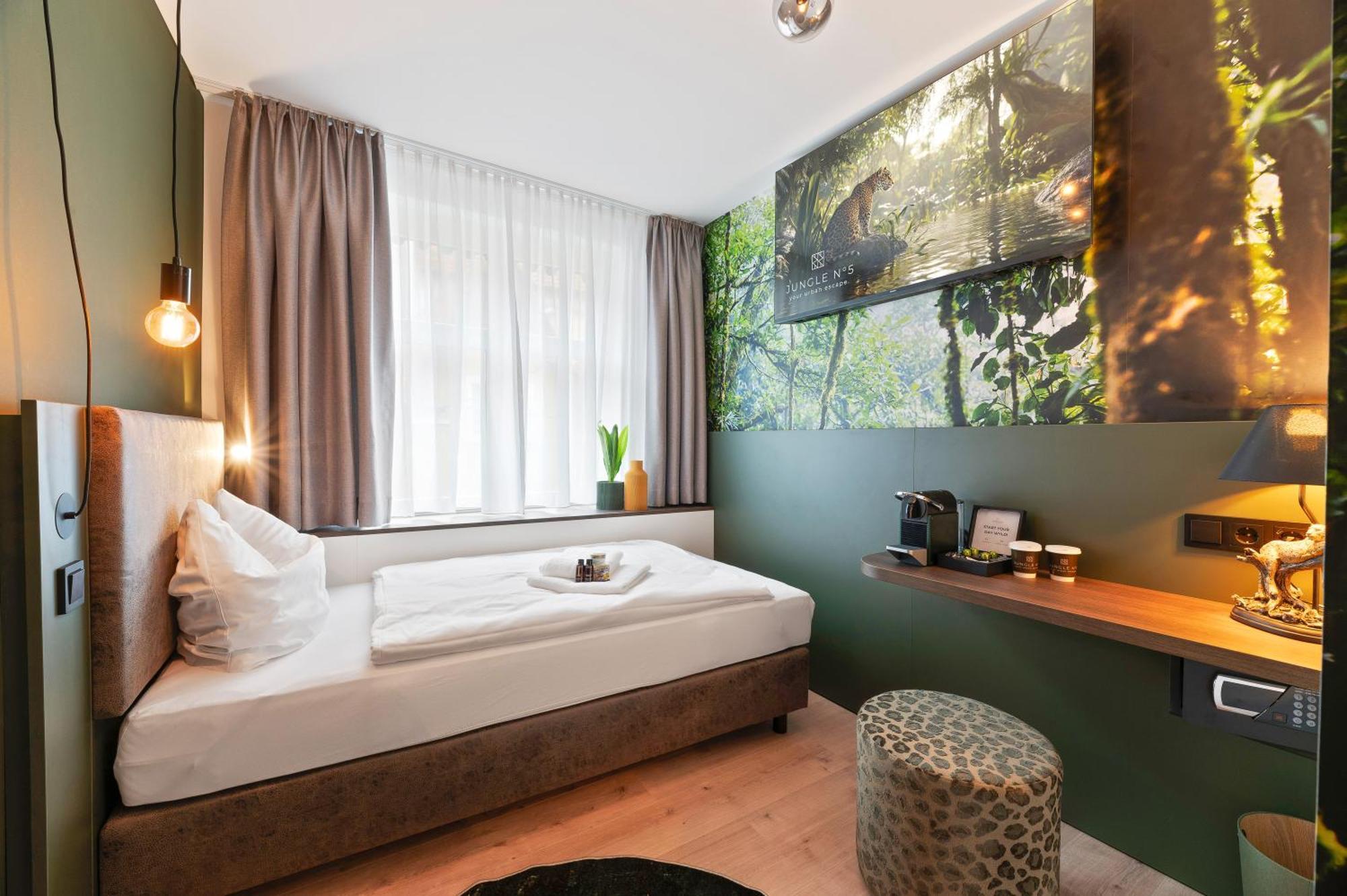 Jungle No5 Boutique Hotel - Stuttgart City-Center Eksteriør billede